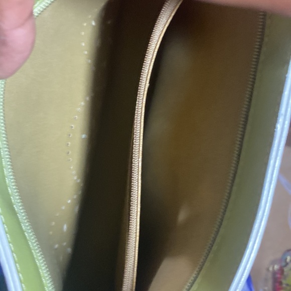 Lime Green hand bag… Perfect for Spring and Summer, casual or dress it up - Picture 7 of 8